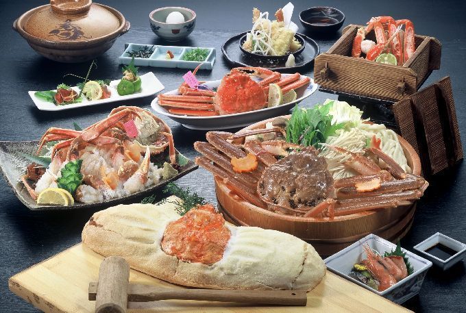 活ブランド松葉ガニフルコースの料理イメージ。